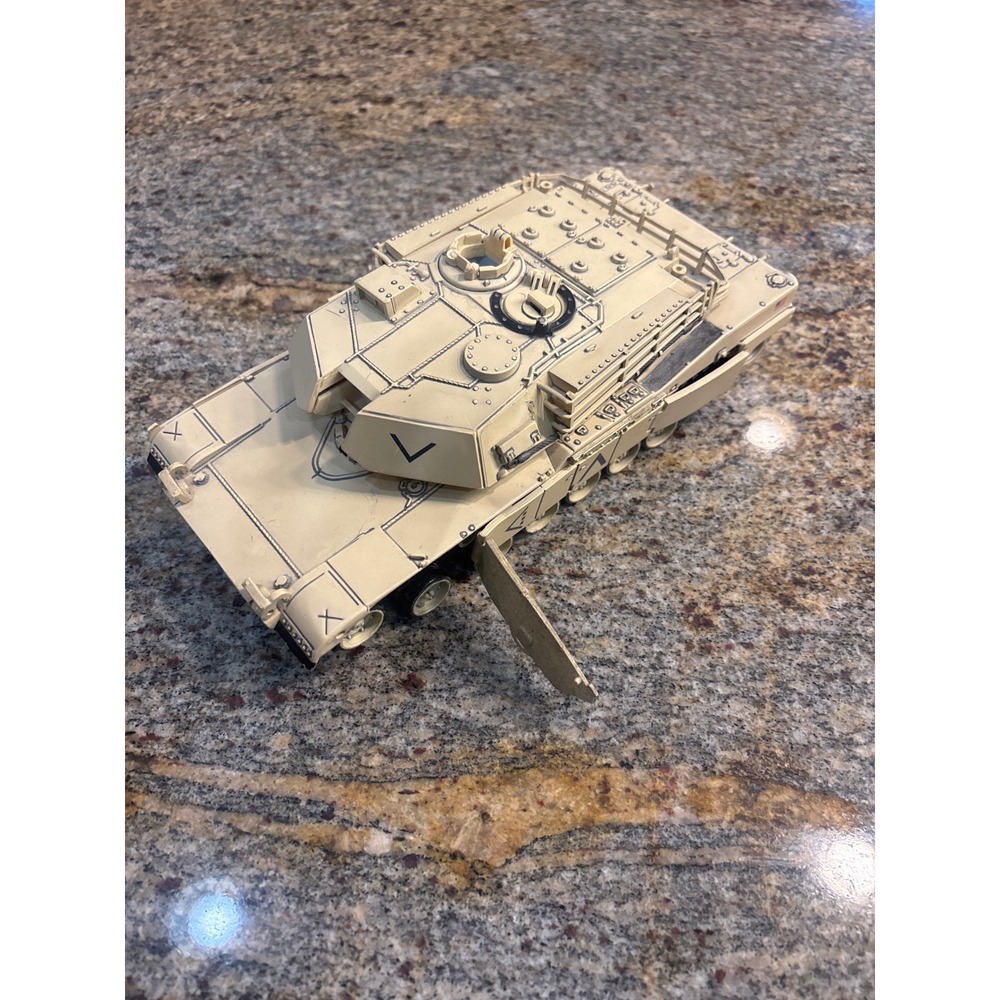 (READ) Unimax Toys 2003 M1A1 Abrams Main Battle Tank Desert Tan Rotating Turret